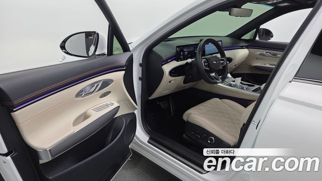 Genesis GV70 2025 — photo 13