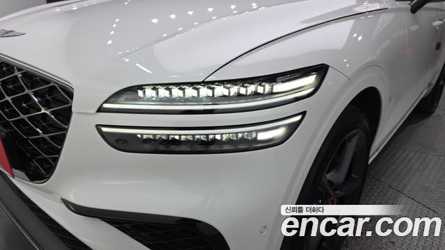 Genesis GV70 2025 — photo 8