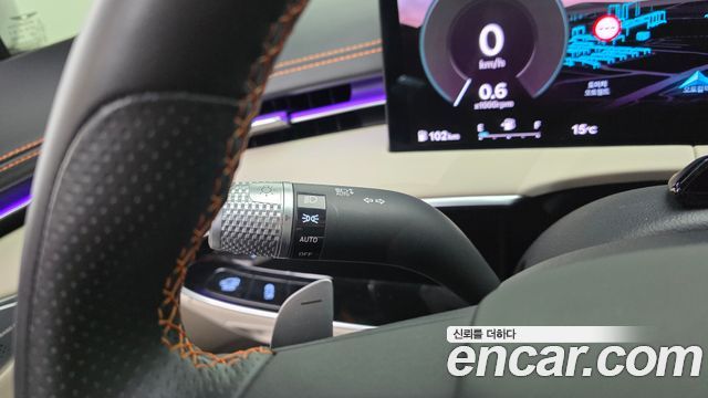 Genesis GV70 2025 — photo 29