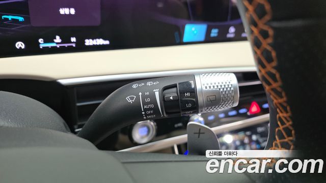 Genesis GV70 2025 — photo 30