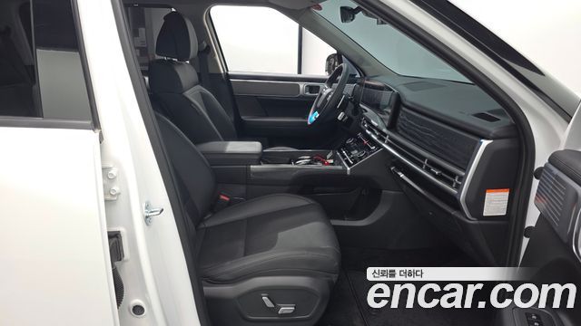 Hyundai Santafe 2025 — photo 17