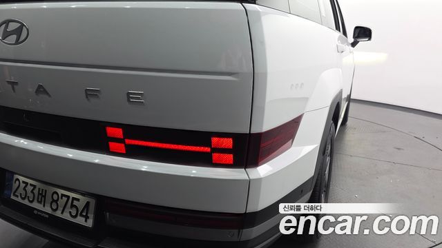 Hyundai Santafe 2025 — photo 9