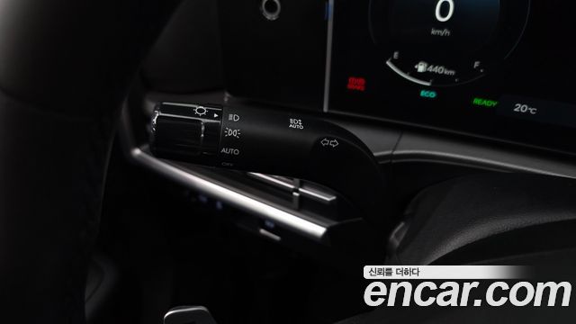 Hyundai Santafe 2025 — photo 30