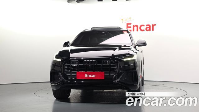 Audi Q8 2023 — photo 3