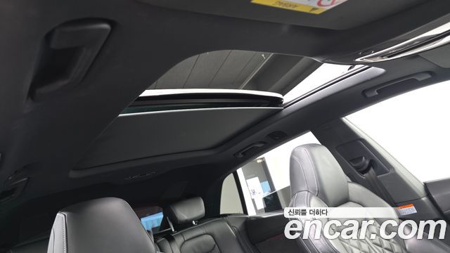 Audi Q8 2023 — photo 18