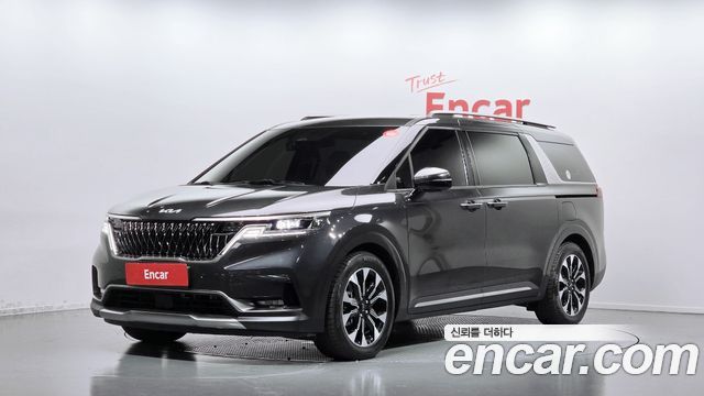 Kia Canival 2022 — photo 1