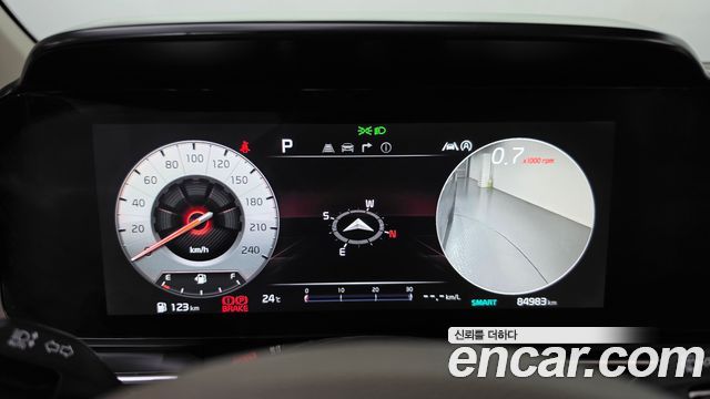 Kia Canival 2022 — photo 8