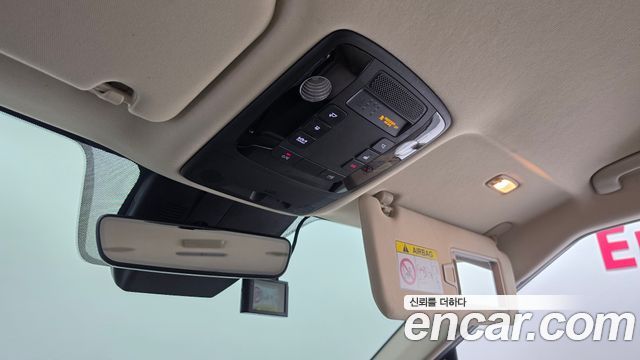 Kia Canival 2022 — photo 18