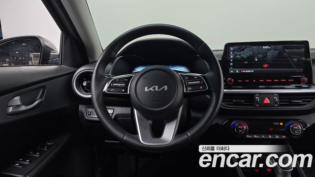 Kia K3 2022 — photo 12