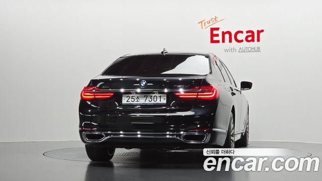 BMW 7-Series 2016 — photo 4
