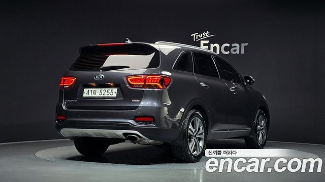 Kia Sorento 2018 — photo 2