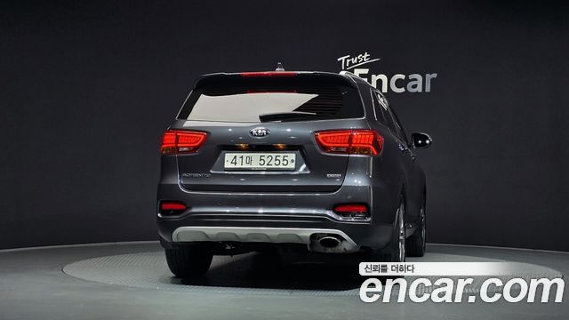 Kia Sorento 2018 — photo 4