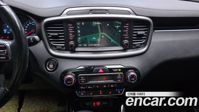 Kia Sorento 2018 — photo 19