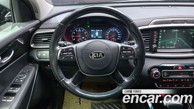 Kia Sorento 2018 — photo 20