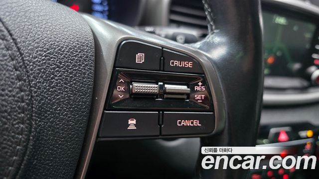 Kia Sorento 2018 — photo 23