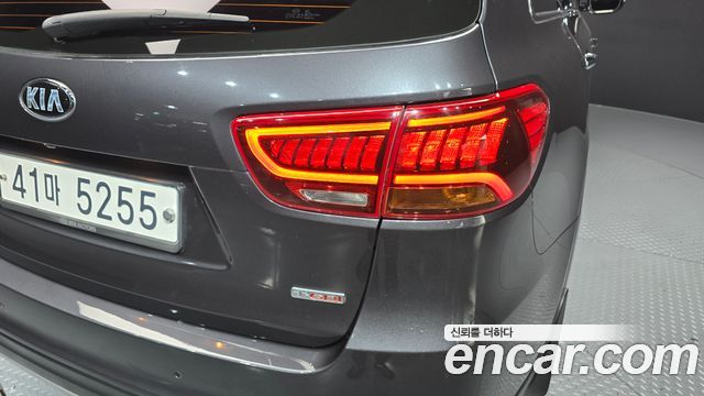 Kia Sorento 2018 — photo 9