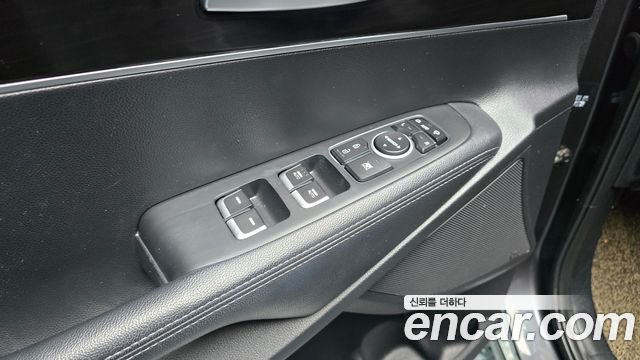 Kia Sorento 2018 — photo 35