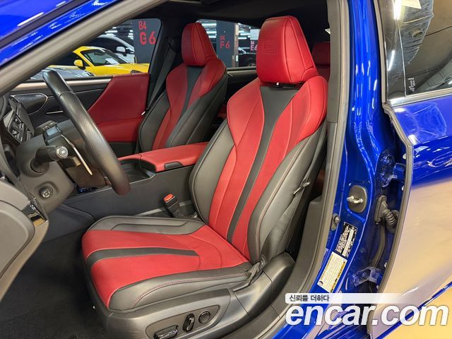 Lexus ES 2023 — photo 12