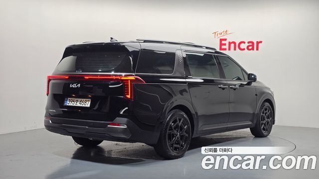 Kia Canival 2025 — photo 2