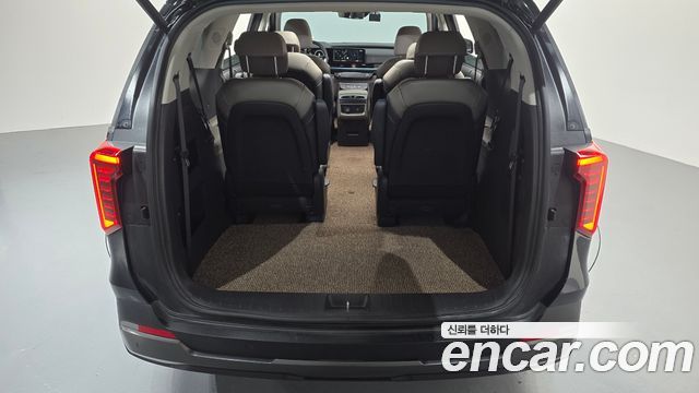 Kia Canival 2025 — photo 24