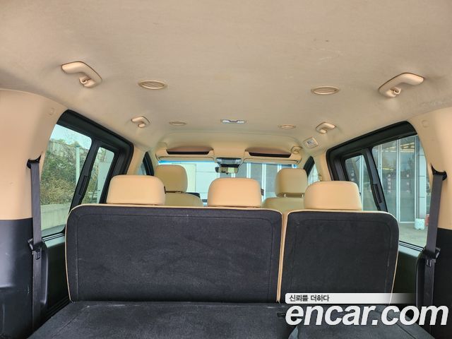 Hyundai Staria 2022 — photo 9