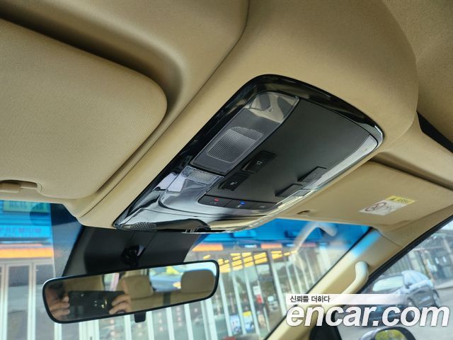 Hyundai Staria 2022 — photo 20