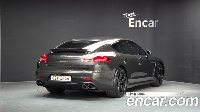Porsche Panamera 2016 — photo 2