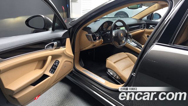 Porsche Panamera 2016 — photo 9