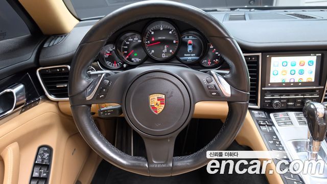 Porsche Panamera 2016 — photo 11