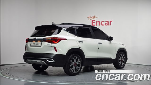 Kia Seltos 2020 — photo 2