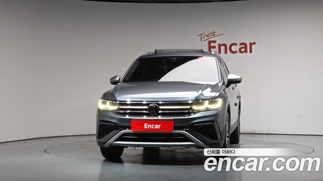 Volkswagen Tiguan 2023 — photo 3