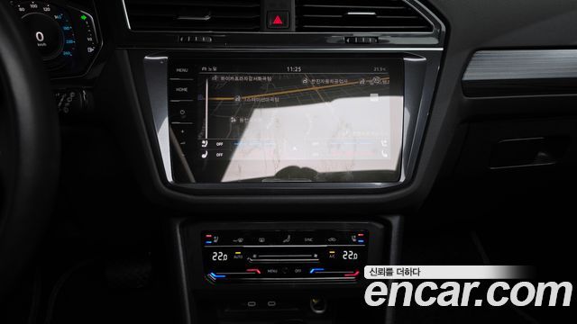 Volkswagen Tiguan 2023 — photo 20