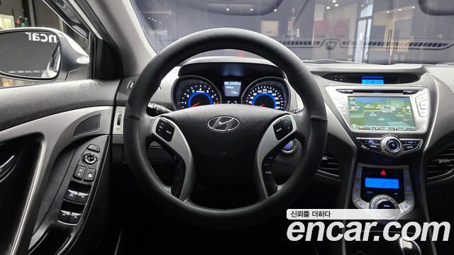 Hyundai AVANTE 2012 — photo 20