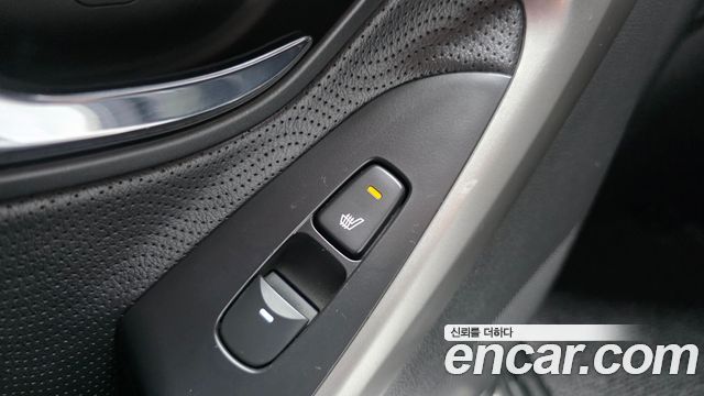 Hyundai AVANTE 2012 — photo 29