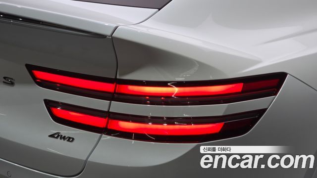Genesis GV80 2024 — photo 9