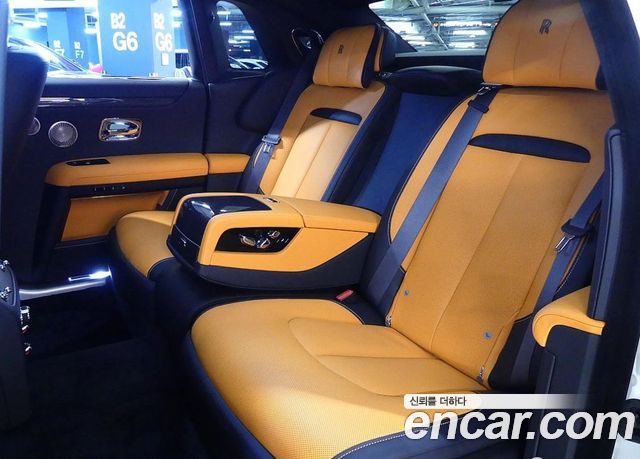 Rolls-Royce Ghost 2025 — photo 18