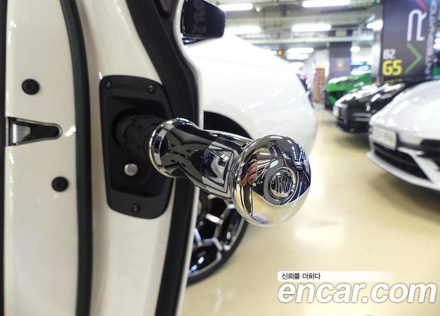 Rolls-Royce Ghost 2025 — photo 20