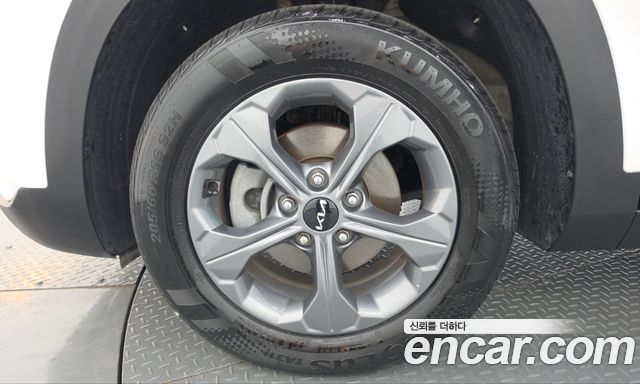 Kia Seltos 2023 — photo 5
