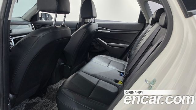 Kia Seltos 2023 — photo 17