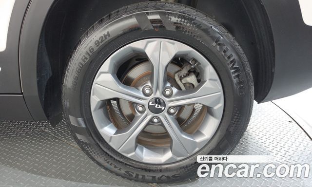 Kia Seltos 2023 — photo 7