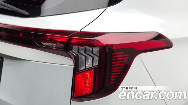Kia Seltos 2023 — photo 9