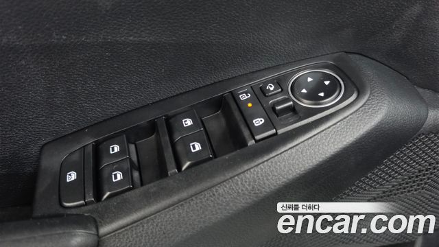 Kia Seltos 2023 — photo 28