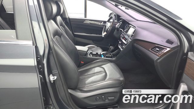 Hyundai Sonata 2019 — photo 11