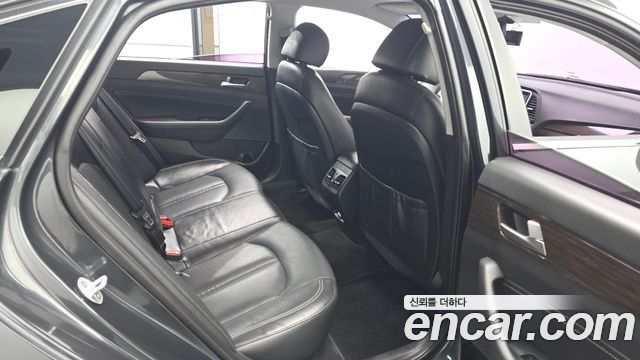 Hyundai Sonata 2019 — photo 12