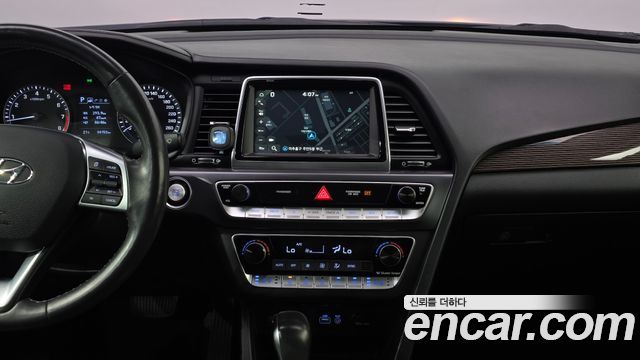 Hyundai Sonata 2019 — photo 14