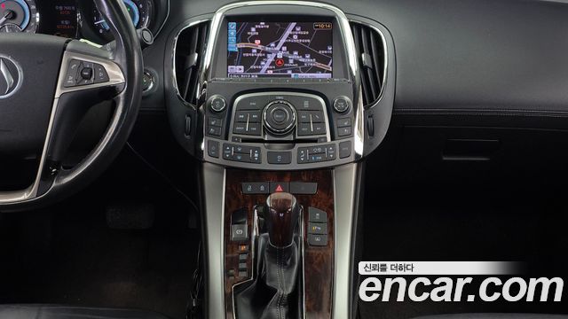 Chevrolet Korea Alpheon 2011 — photo 20