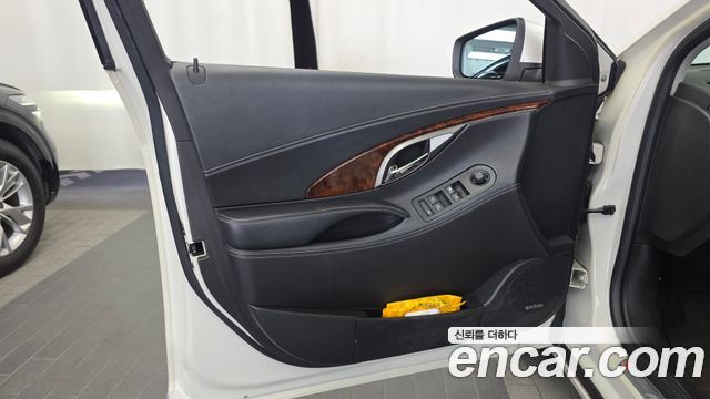 Chevrolet Korea Alpheon 2011 — photo 14