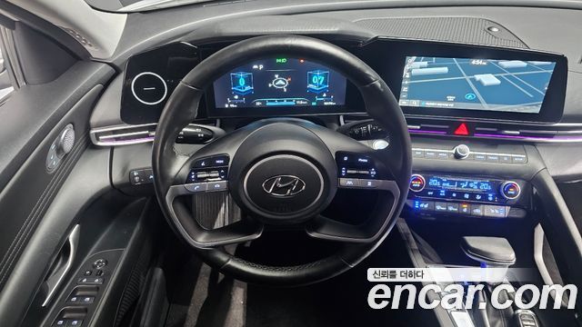 Hyundai AVANTE 2021 — photo 13
