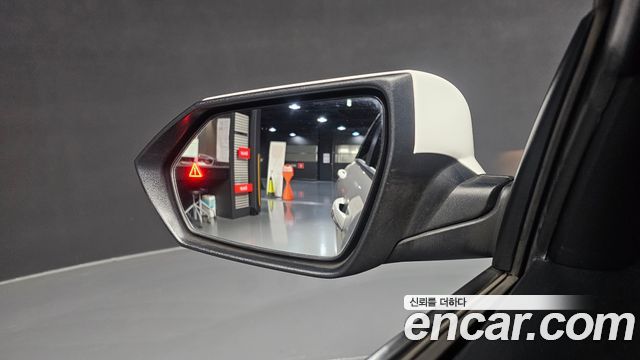 Hyundai AVANTE 2021 — photo 19