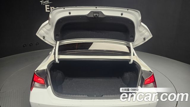 Hyundai AVANTE 2021 — photo 20